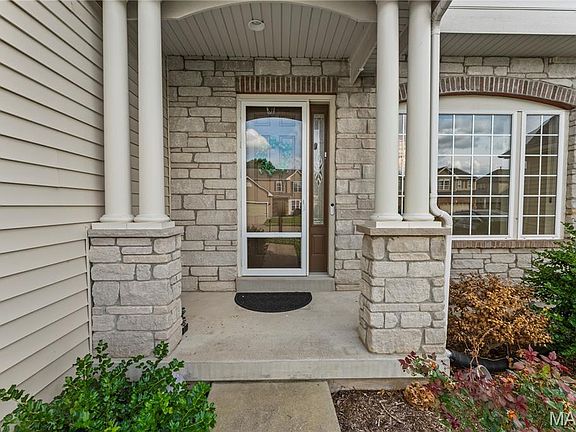 2nd image of 3217 Calhoun Dr