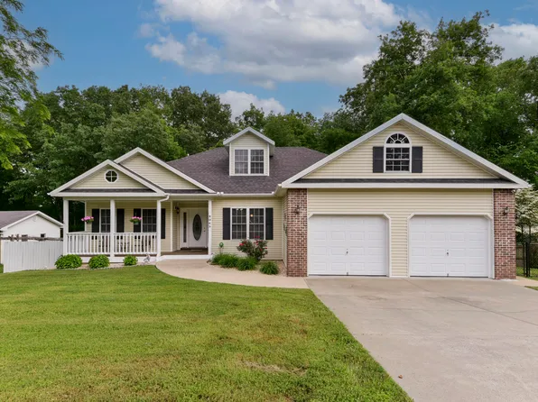 2065 Acacia Club Road, Hollister, MO 65672
