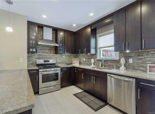 78-36 162nd St, Fresh Meadows, NY 11366