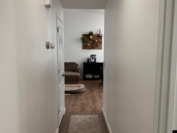 4th image of 5080 Jacobsen Dr