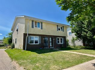 10339 W Daphne St, Milwaukee, WI 53224