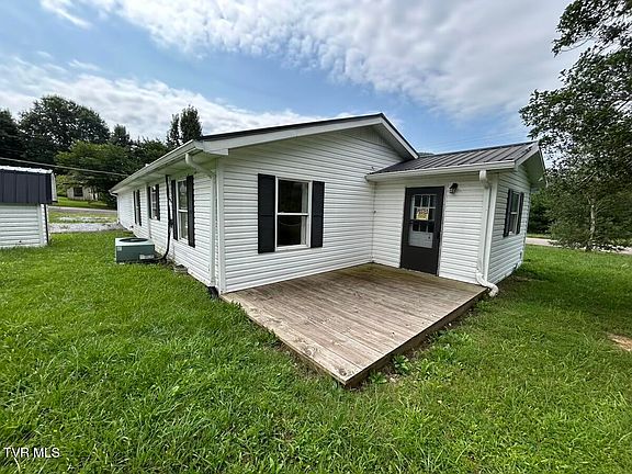 4th image of 105 Deacon Creek Rd