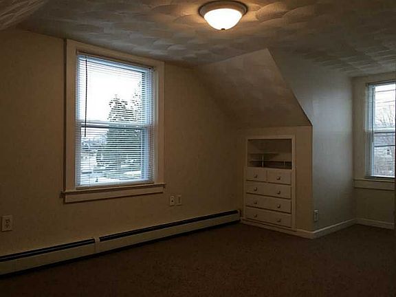 4th image of 22 Swan St