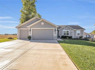 19603 W 197th Ter, Spring Hill, KS 66083