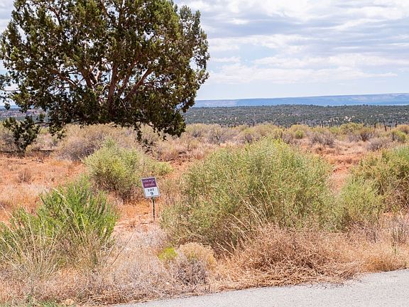 3rd image of 9 Rowel Dr