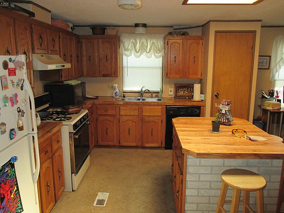 5th image of 1980 SE Summer Park Dr #131
