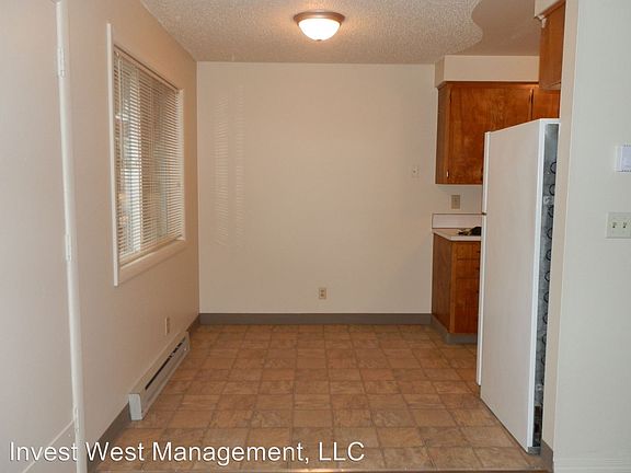 4th image of 1806 E 4th Plain Blvd APT 18