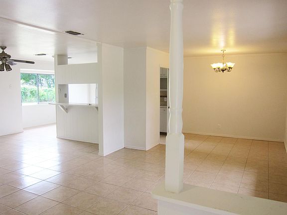 3rd image of 327 Cherrywood Ln