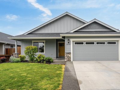2835 SW Shimmer Ln, Grants Pass, OR, 97527