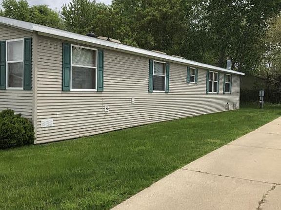 3rd image of 2071 Aspen Ln S