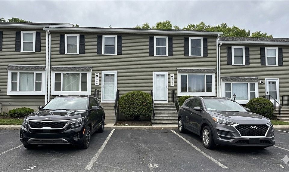 1st image of 1707 Irving Rd Unit 1707