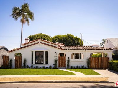 3976 Olmsted Ave, Los Angeles, CA, 90008