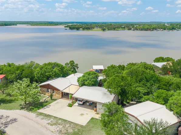 6976 Shamrock Dr, Brownwood, TX 76801