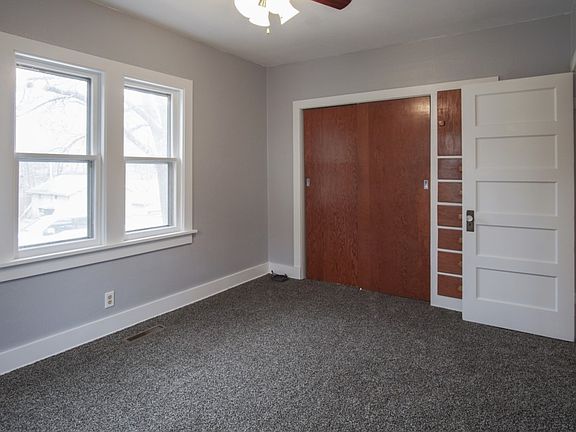 3rd image of 2417 Clark St