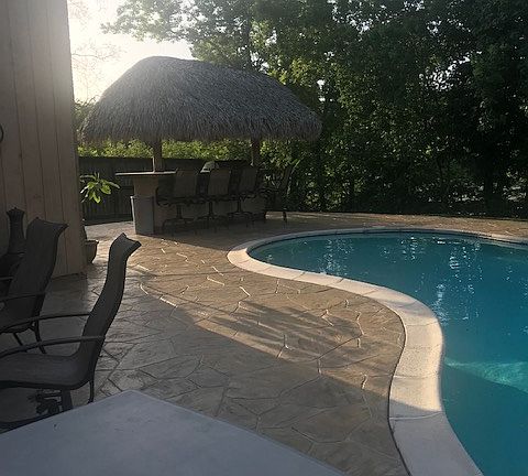 3rd image of 8018 Barracuda St