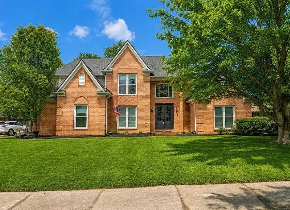 660 Weston Dr