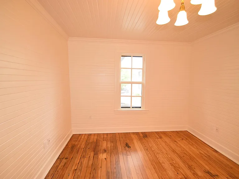 111 Johnson St #B — Photo 7