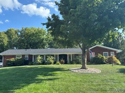 11958 Rocky Dr, Saint Louis, MO, 63141