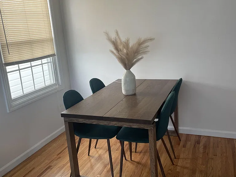 33 Patterson St #2 — Photo 2