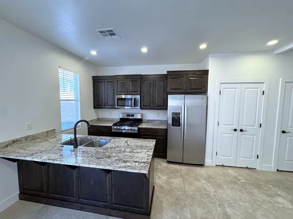 326 N 2470 W, Hurricane, UT 84737