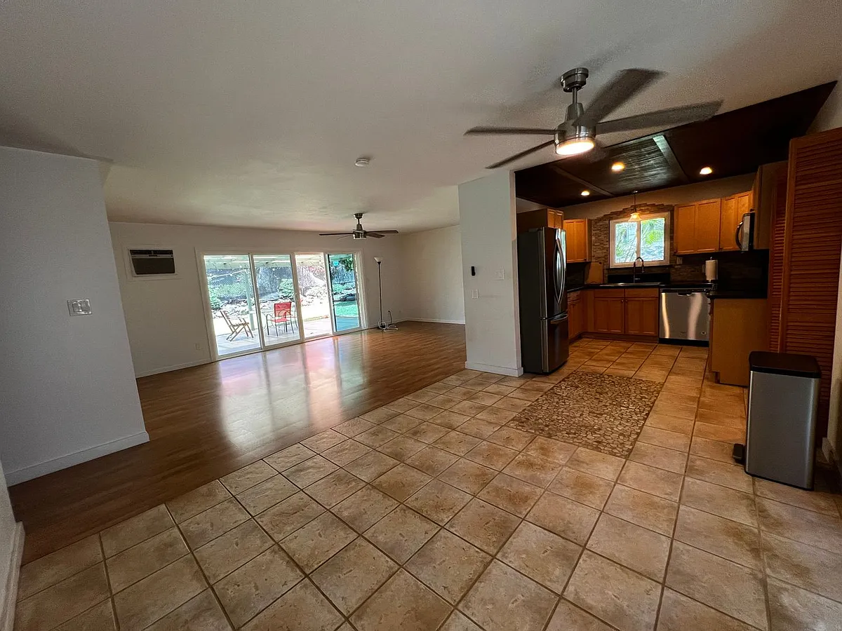 Building Photo - 167 Mahina St