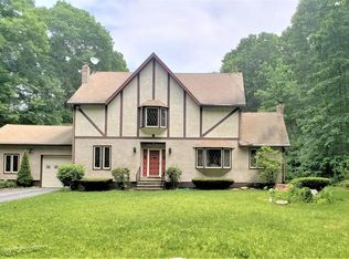 14 Buteau Rd, Charlton, MA 01507