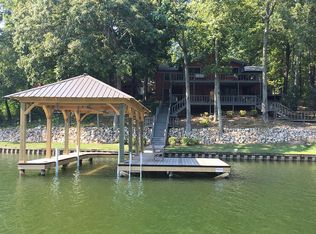 908 Ridgeway Cir, Talladega, AL 35160