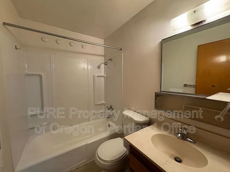 307 N Mason St — Photo 11