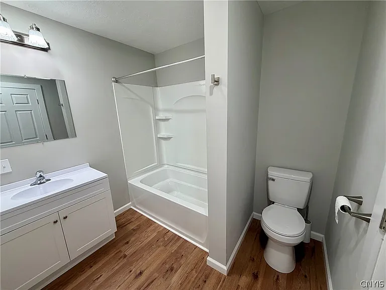 37210 State Route 3 — Photo 10