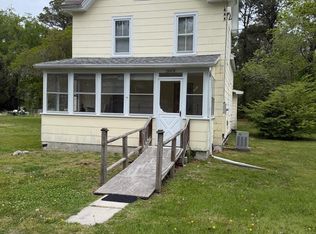 26474 Asbury Ave, Crisfield, MD 21817