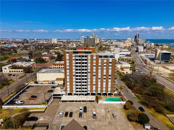 715 S Upper Broadway St S #904, Corpus Christi, TX 78401