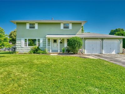 36 Oakbriar Dr, Rochester, NY, 14616