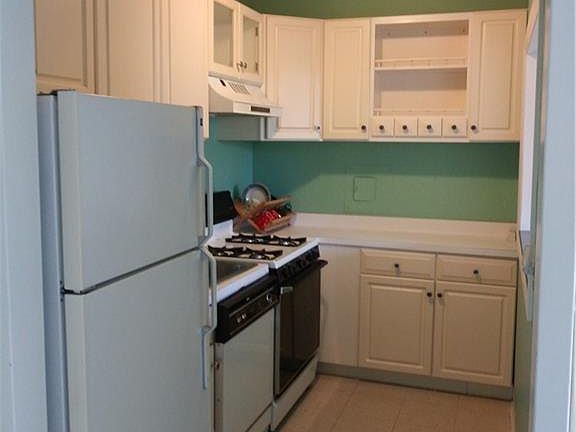 2nd image of 151 Buffalo Ave APT 410