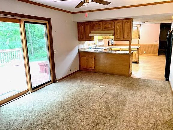 4th image of 8477 N Oakwood Pl