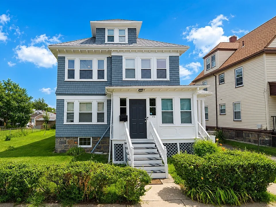 116 Milton Ave #2