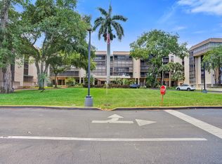 2800 N 46th Avenue #A302, Hollywood, FL 33021