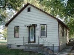 626 Lyon St, Lawrence, KS 66044