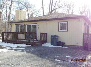 7637 Sawmill Rd, Tobyhanna, PA 18466