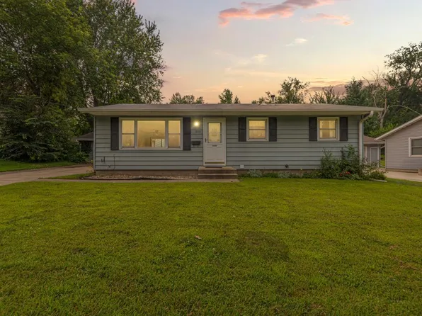 808 Willow St, Faribault, MN 55021
