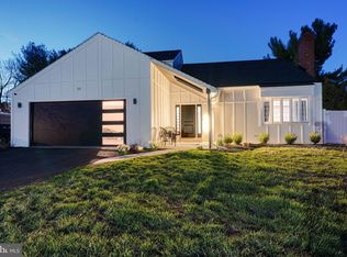 23 Briarwood Dr, Holland, PA 18966