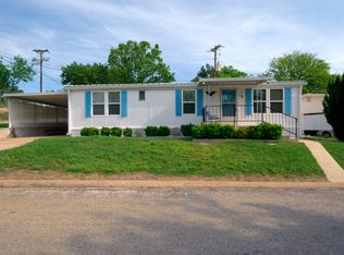 2 Loma Linda Dr, Kerrville, TX 78028