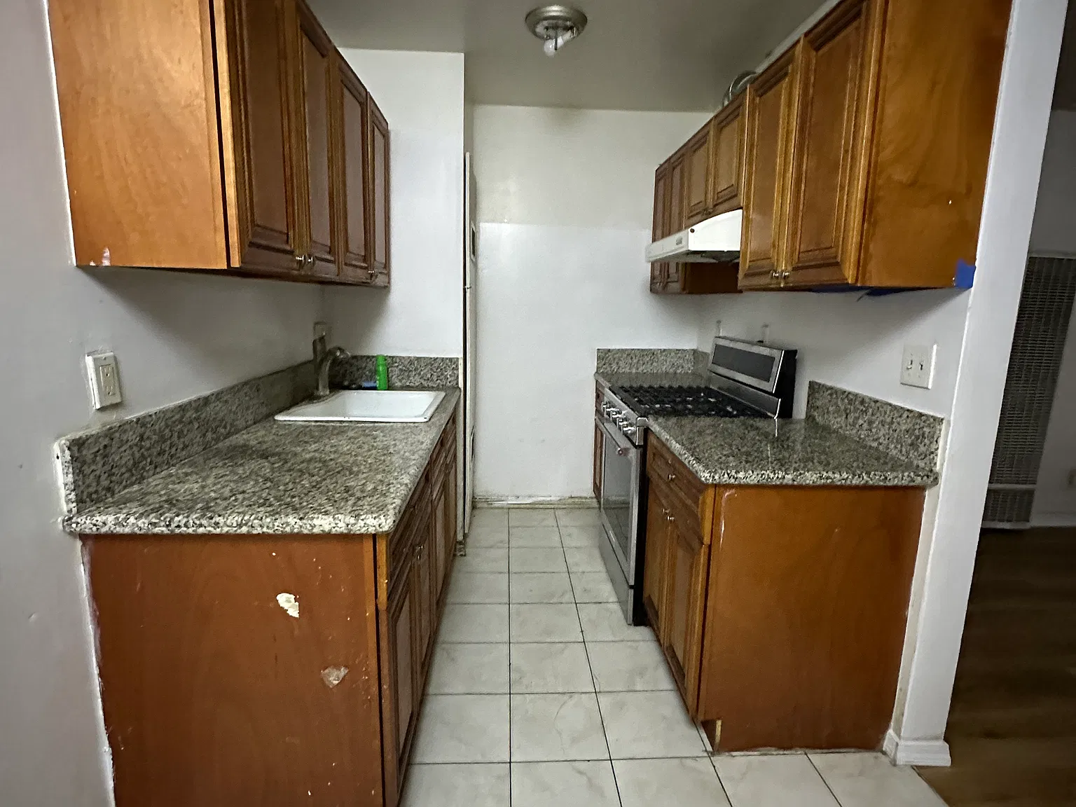 1 bed, 600 sqft, $1,680 — Photo 3