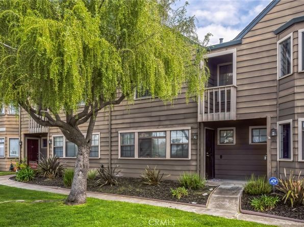140 Gibson Dr APT 12, Hollister, CA 95023