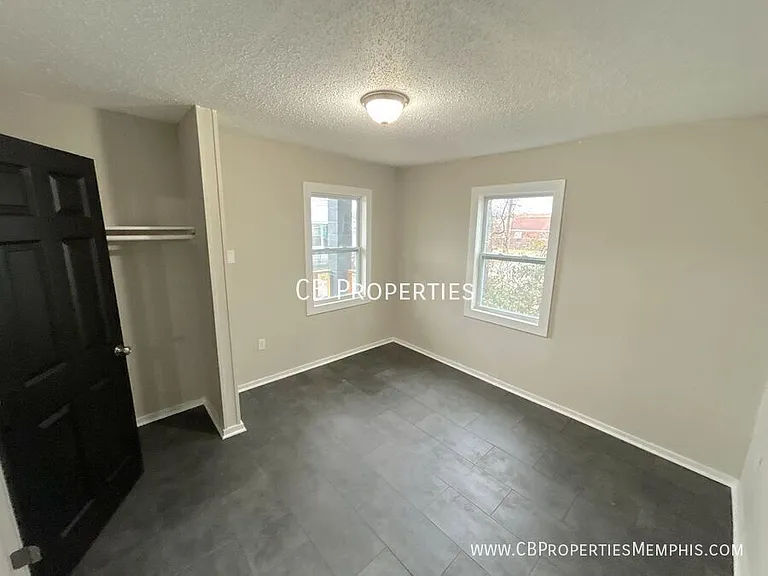 2971 Forest Ave — Photo 7