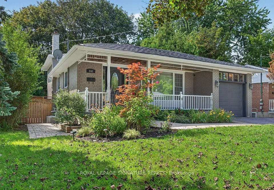 242 Altamira Rd