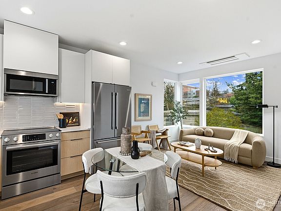 2nd image of 3216 47th Avenue SW