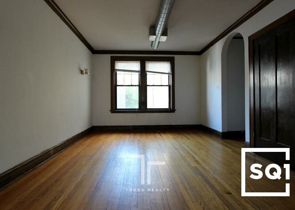 1st image of 3618 N Marshfield Ave APT 3620-1C