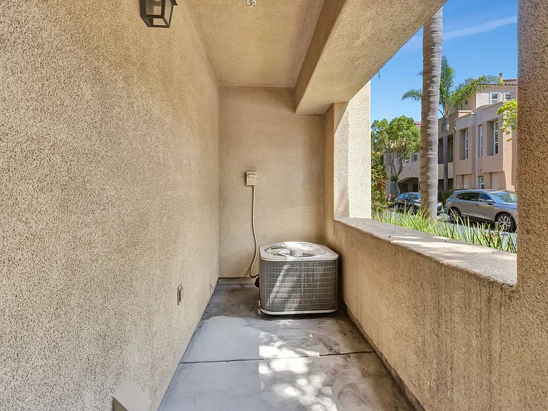 2822 Escala Cir — Photo 41