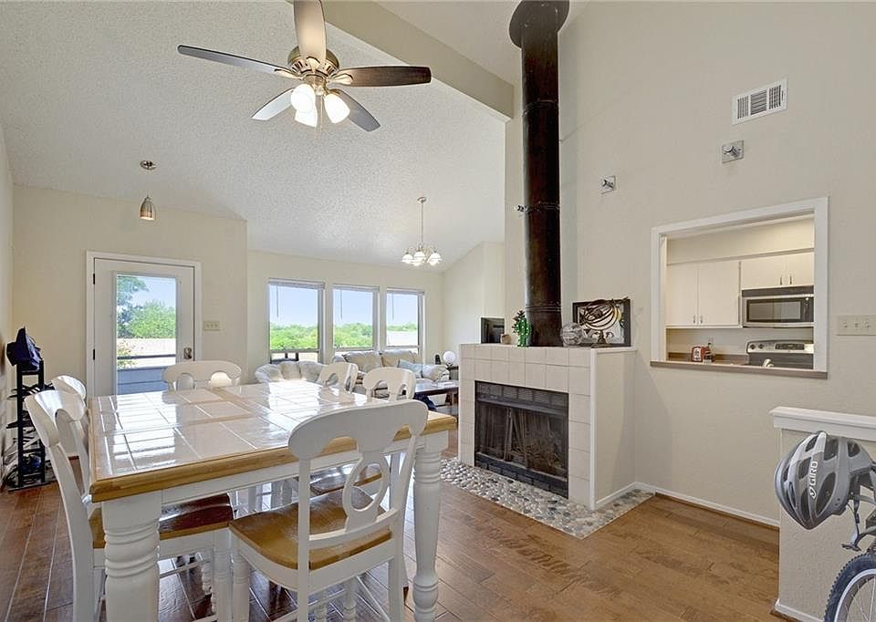 1st image of 2612 San Pedro St APT 211