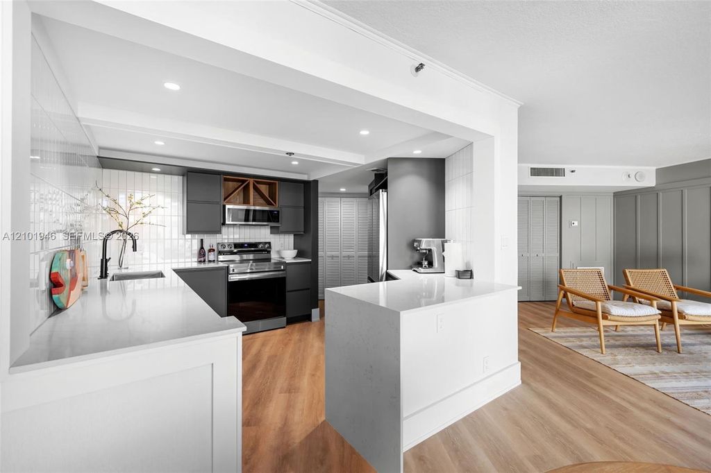 1361 S Ocean Blvd APT 805, photo 4